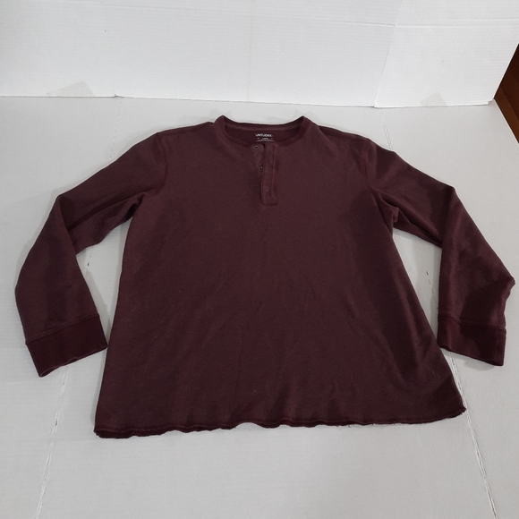 UNTUCKit Schrock Long Sleeve Henley - Picture 2 of 4